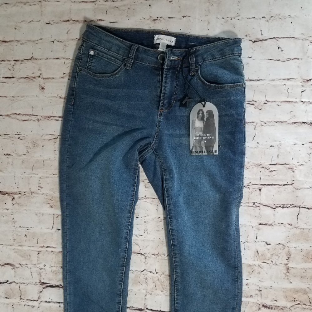 Kendall & Kylie, Kali Midrise Knit Denim Skinny Jeans, Size 3/4, NWT